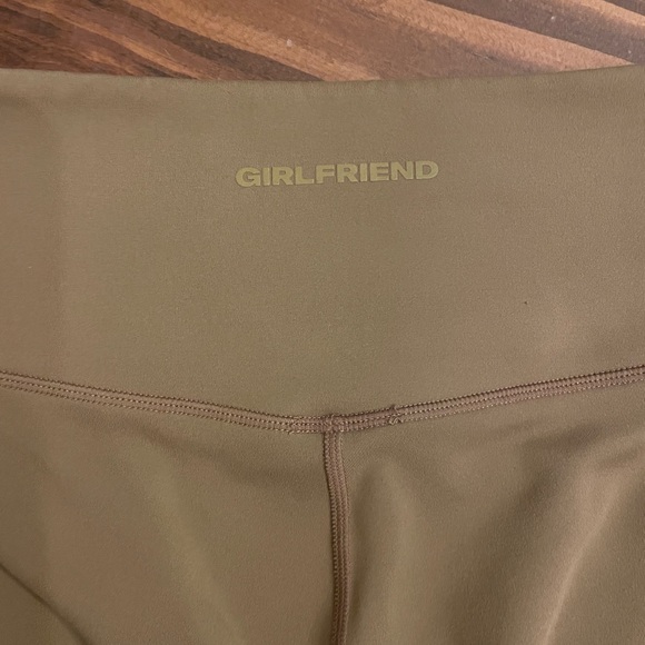 Girlfriend Collective Set - Picture 4 of 5